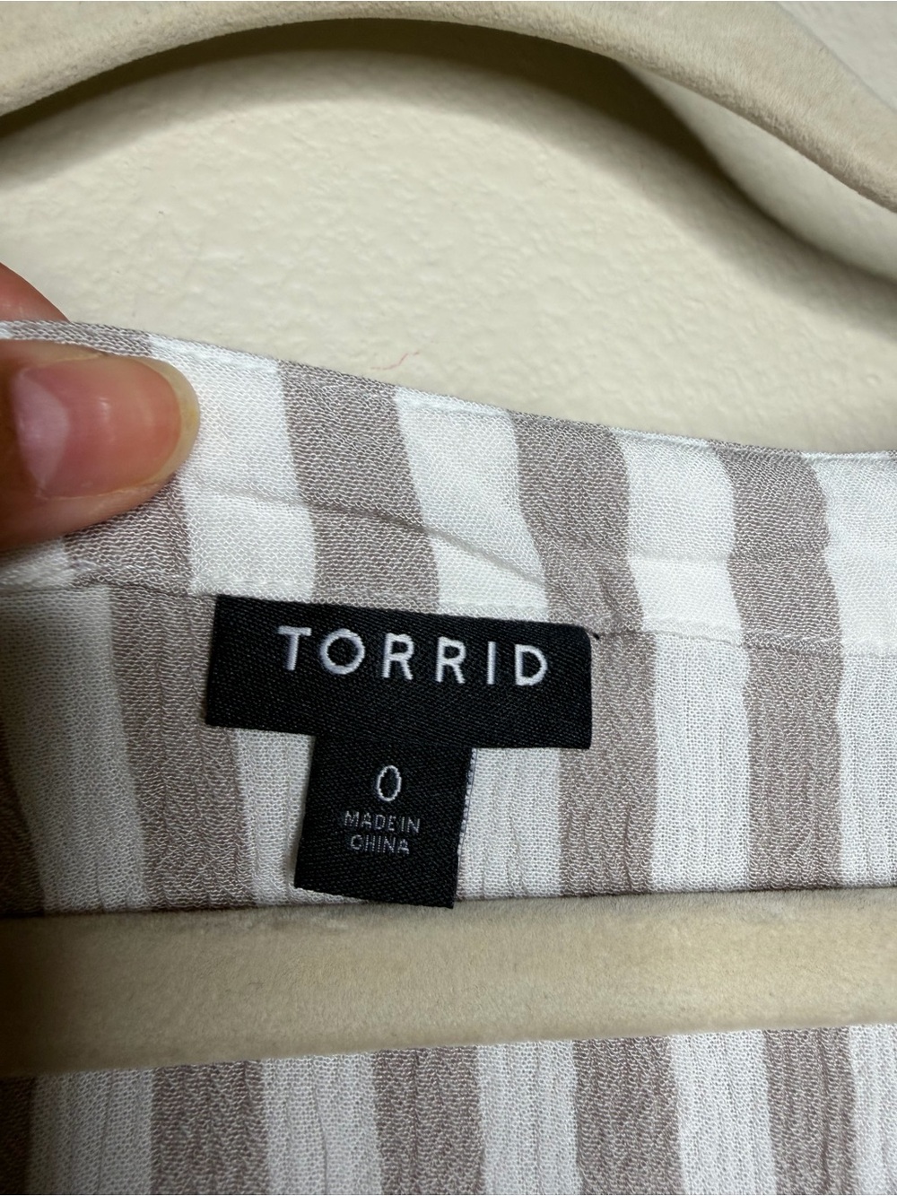 Torrid Women Stripe Gauze Lace Up Dolman Blouse 0X Plus Coastal Boho Neutral - Picture 8 of 9